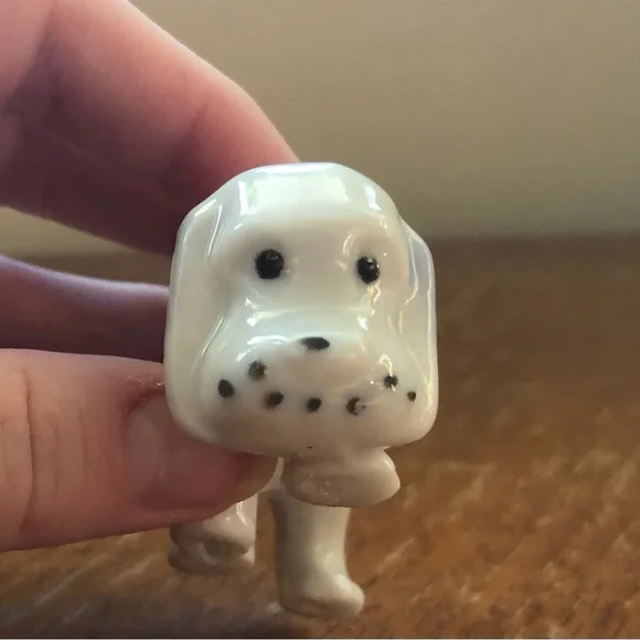 Small ceramic dog - Picture 3 of 4